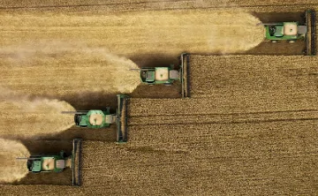 Уборка зерна. Фото Александра Кряжева, РИА Новости