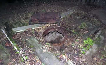 Сливная яма, в которую убийца сбросил тело знакомого. Фото Следкома по Ростовской области