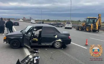 ДТП с трактором. Фото Госавтоинспекции по Ростовской области.