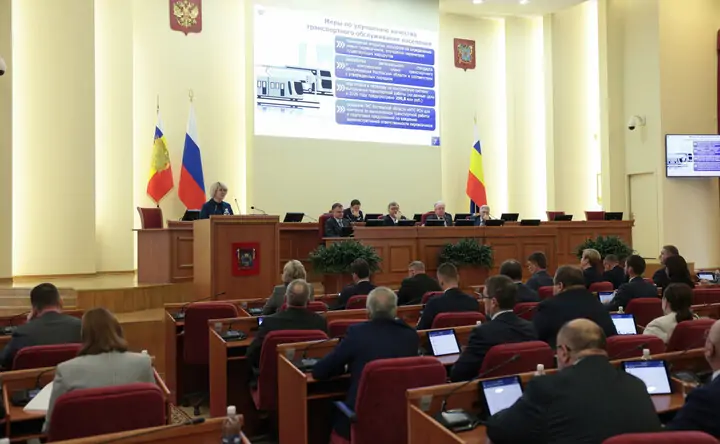 Заседание Законодательного собрания. Фото Анатолия Карбинова