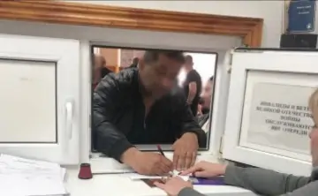 В МРЭО Ростова. Фото пресс-службы военного следственного управления СК РФ по ЮВО