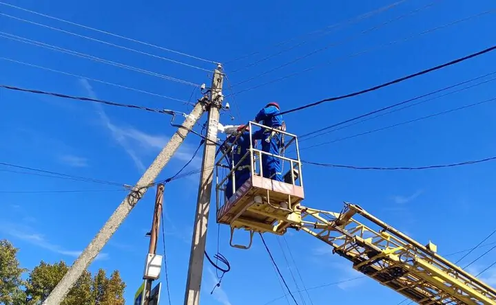 Работа на сетях. Фото «Донэнерго»
