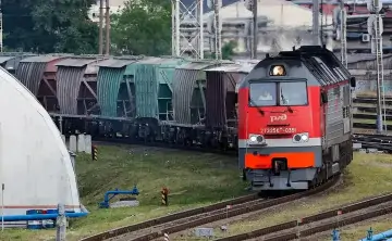 Грузовой поезд. Фото Михаила Голенкова, РИА Новости