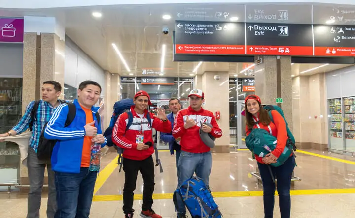 Туристы. Фото пресс-службы РЖД