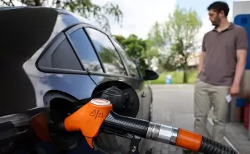 АЗС. Фото Сергея Бобылева, ТАСС