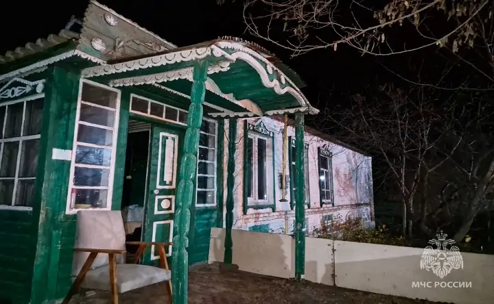 Место пожара. Фото пресс-службы ГУ МЧС России по Ростовской области