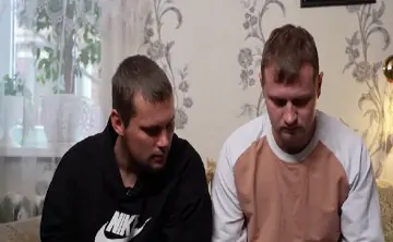 Отцы хотят забрать малышей. Фото скриншот сюжета телеканал \