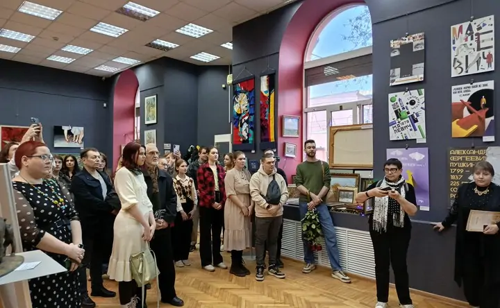 Молодёжная выставка в 2024 году. Фото  Ростовского областного отделения Всероссийской творческой общественной организации «Союз художников России»