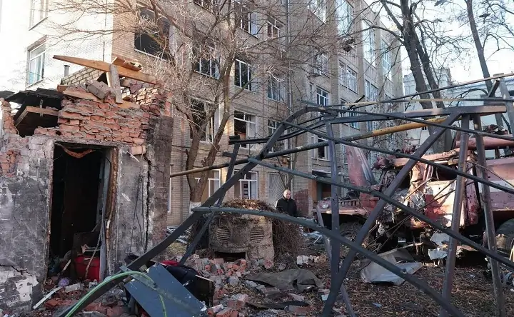 Последствия атаки 25 ноября в Таганроге. Фото пресс-службы губернатора Ростовской области