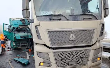 Фото с места ДТП отдела пропаганды УГИБДД по Ростовской области