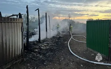 Фото с места пожара пресс-службы ГУ МЧС по Ростовской области