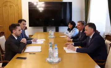 Максим Древаль и Юрия Слюсаря. Фото пресс-службы губернатора Ростовской области