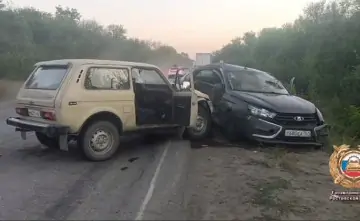 Фото с места ДТП отдела пропаганды УГИБДД по Ростовской области