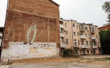 Место, где планируют благоустроить новый сквер. Фото из ТГ-канала Александра Скрябина