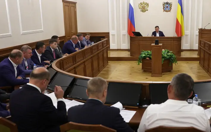 Заседание оперштаба. Фото donland.ru