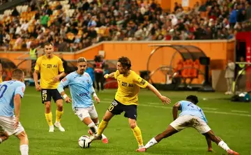 Момент в матче. Фото пресс-службы ФК «Ростов»