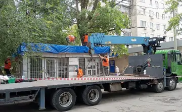 Демонтаж ларька. Фото правительства Ростовской области