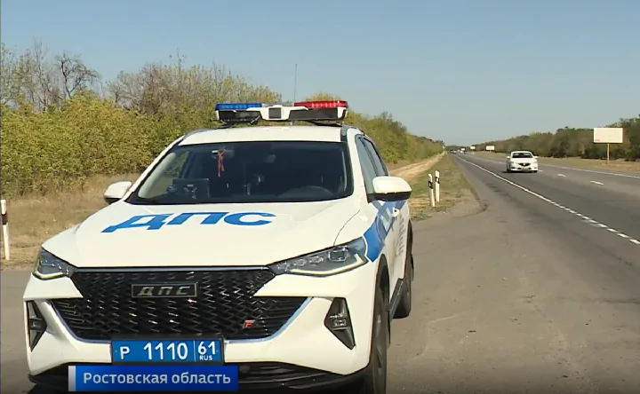 Машина ГАИ с установленными камерами. Кадр из выпуска "Вести Дон"