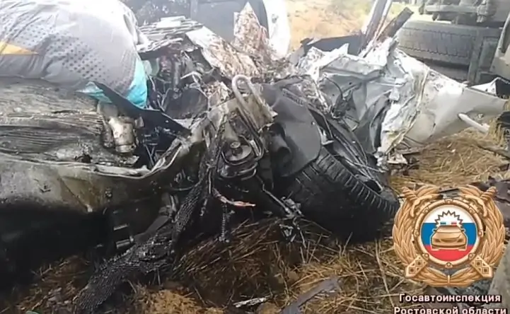 Фото с места ДТП отдела пропаганды УГИБДД по Ростовской области