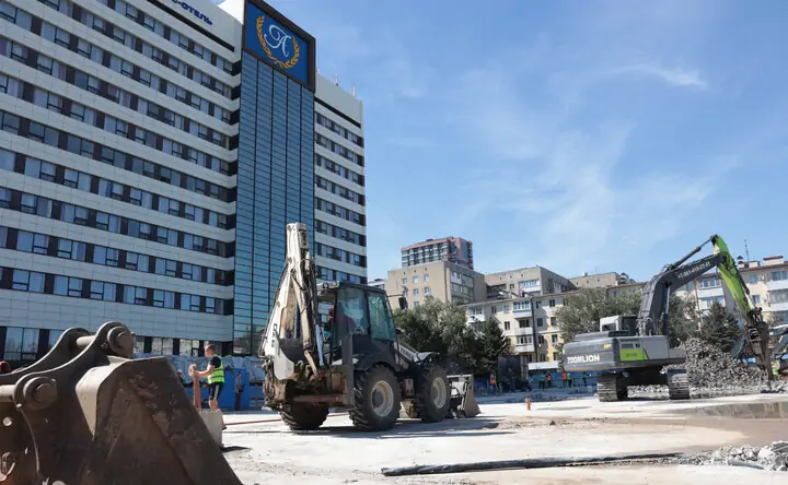 Стройка площади Ленина. Фото donland.ru