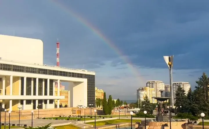 Театральная площадь Ростова. Фото Дениса Демкова