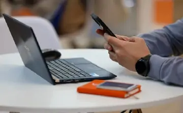 Офис. Фото Екатерины Якель, Лента.ру