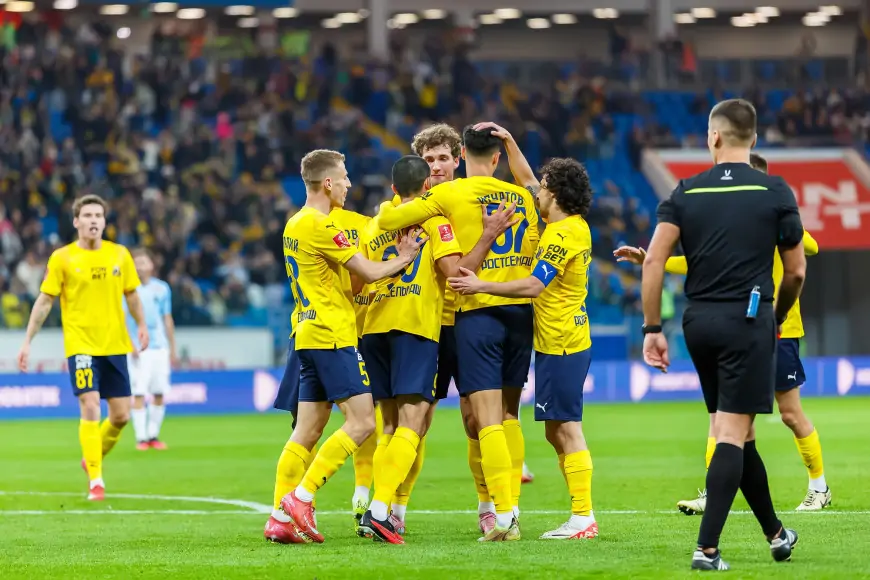 Футболисты. Фото пресс-службы ФК «Ростов»