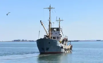 Судно в Азовском море. Фото АзНИИРХ