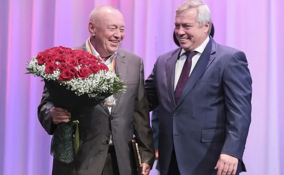 Экс-губернаторы Ростовской области Владимир Чуб (слева) и Василий Голубев. Фото donland.ru.