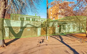 Стартовая цена за участок и здания на нём - 47,9 млн. Фото ГИС Торги.