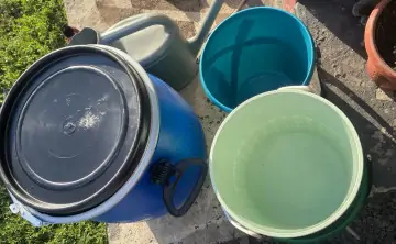 Проблемы с водой в посёлке происходят каждое лето. Фото читателей donnews.ru