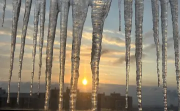 Сосульки. Фото donnews.ru