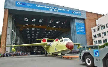 ТАНТК имени Бериева. Фото Василия Дверюгина, "Коммерсант"