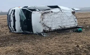 Авария случилась на автодороге Самбек — Матвеев Курган — Куйбышево. Фото отдела пропаганды Госавтоинспекции по Ростовской области