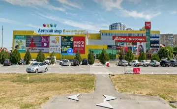 ТРЦ "Весенний". Скриншот с  "Яндекс. карт"