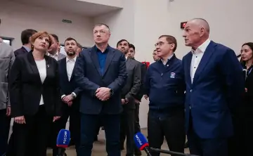 Делегация во время визита в «Новый Ростов». Фото ГК «ЮгСтройИнвест»