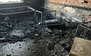 Последствия пожара. Фото пресс-службы УМЧС по Ростовской области.