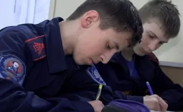 Создание нового учебного заведения упирается в деньги, отмечает губернатор. Фото пресс-службы правительства Ростовской области