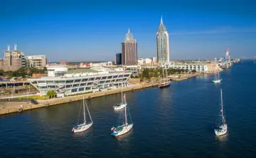 Город Мобил. Фото mobile.org