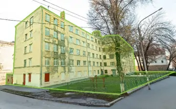 При этом здание нежилое. Фото «ГИС Торги»