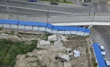 Прокуратура спорит с семьёй Гогорянов и по другой их стройке на Береговой. Фото Марины Рязановой