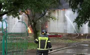 В ту ночь БПЛА также повредили 17 домов. Фото из Telegram-канала главы Матвеево-Курганского района Дины Алборовой.
