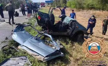 Водитель легковушки и его 20-летний пассажир погибли. Фото Госавтоинспекции Ростовской области