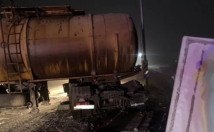 Фото с места ДТП отдела пропаганды УГИБДД по Ростовской области