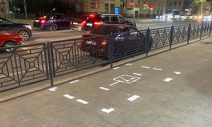 Парковка для электросамокатов. Фото пресс-службы Whoosh