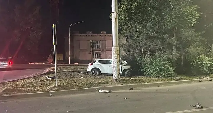 Фото с места ДТП отдела пропаганды УГИБДД по Ростовской области