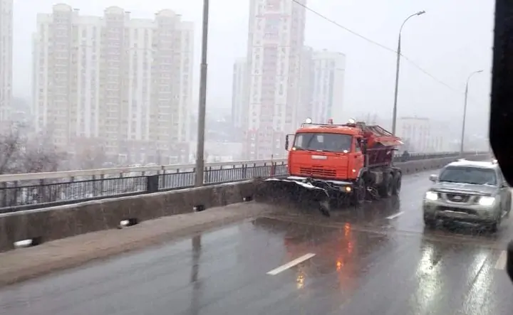 Уборка снега в Ростове. Фото rostov-gorod.ru