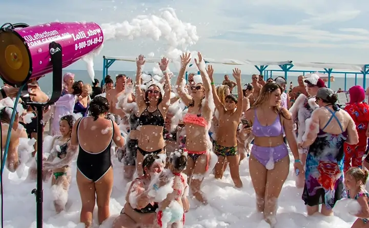 Вечеринка в термальном комплексе, фото «Азовское Взморье»