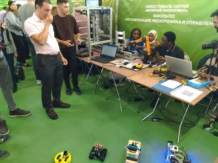 Участники фестиваля науки. Фото donnews.ru