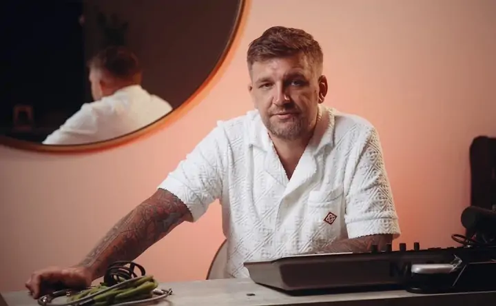 Баста обратился к болельщикам клуба. Фото: Telegram-канал 